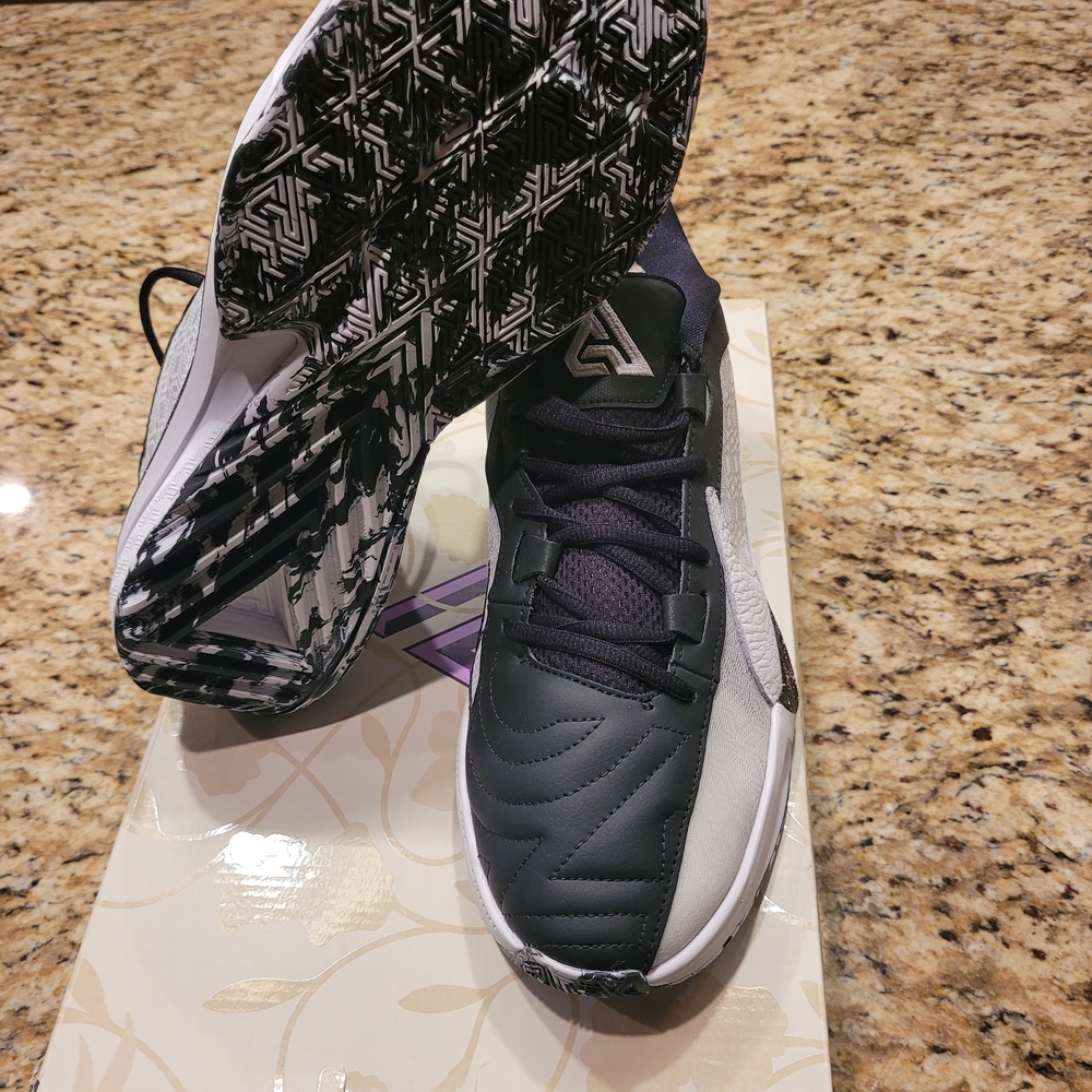 Nike Zoom Freak 5 Men New Size 10.5 - Picture 5 of 6